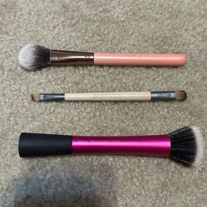 Bundle of 3 unused makeup brushes